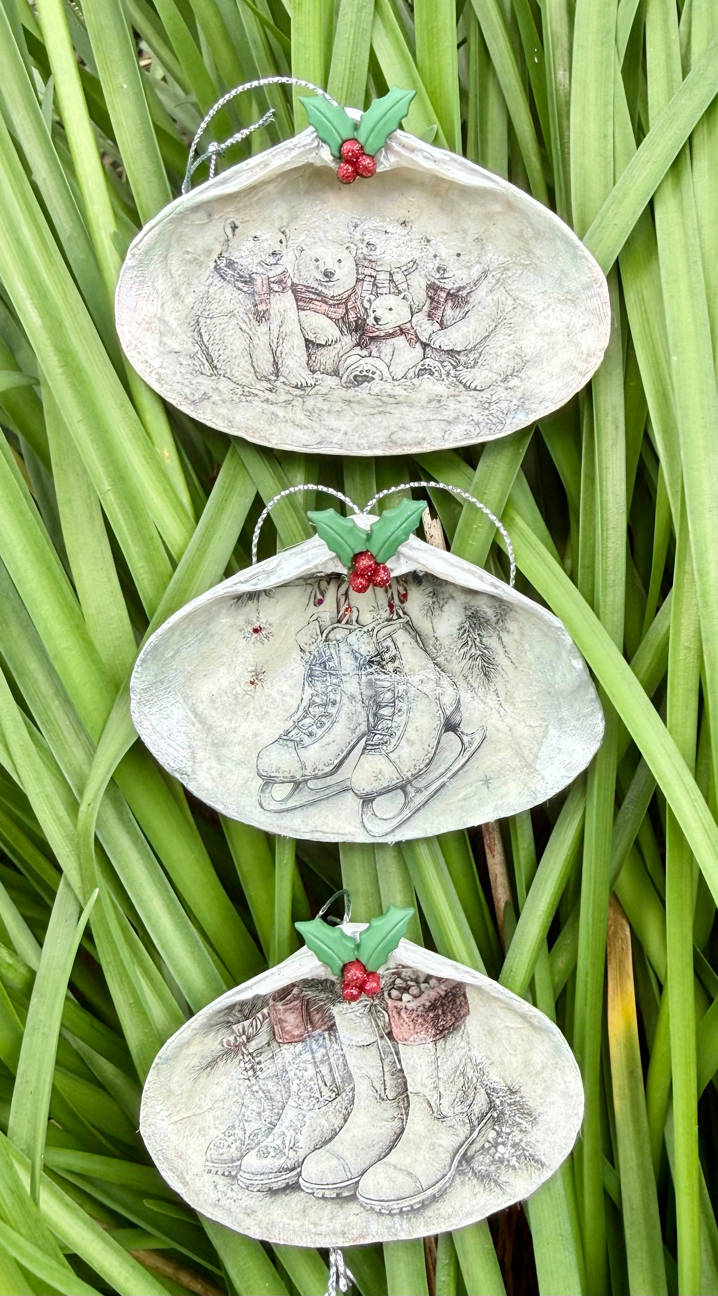Christmas Clams - Set of 3